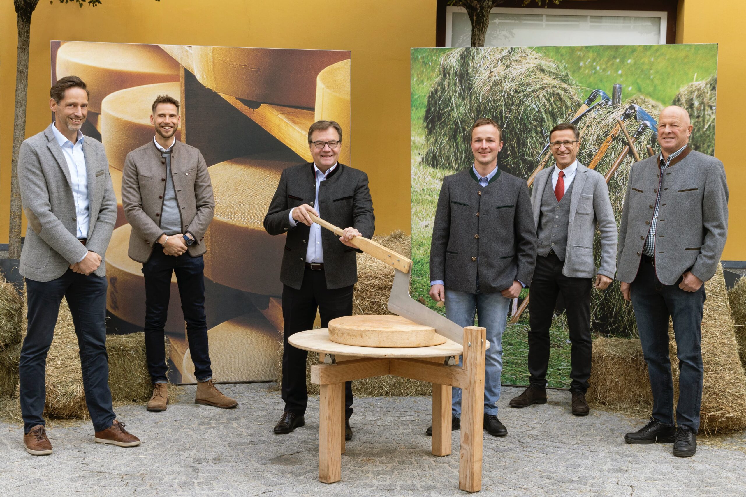 Saisonauftakt für den Tiroler Almkäse g.U.