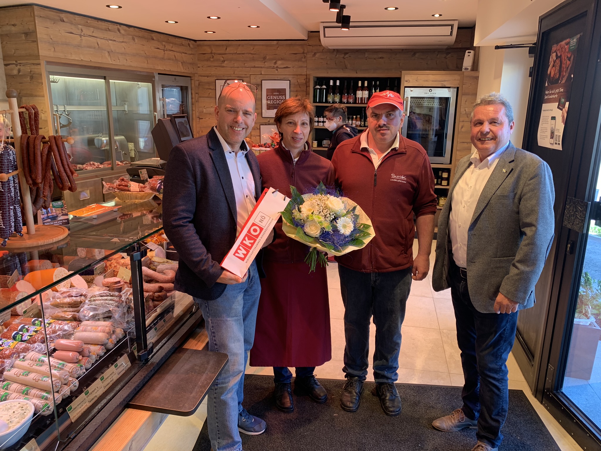 Landfleischerei Sunk in Enzesfeld bei Baden nach Renovierung wieder offen