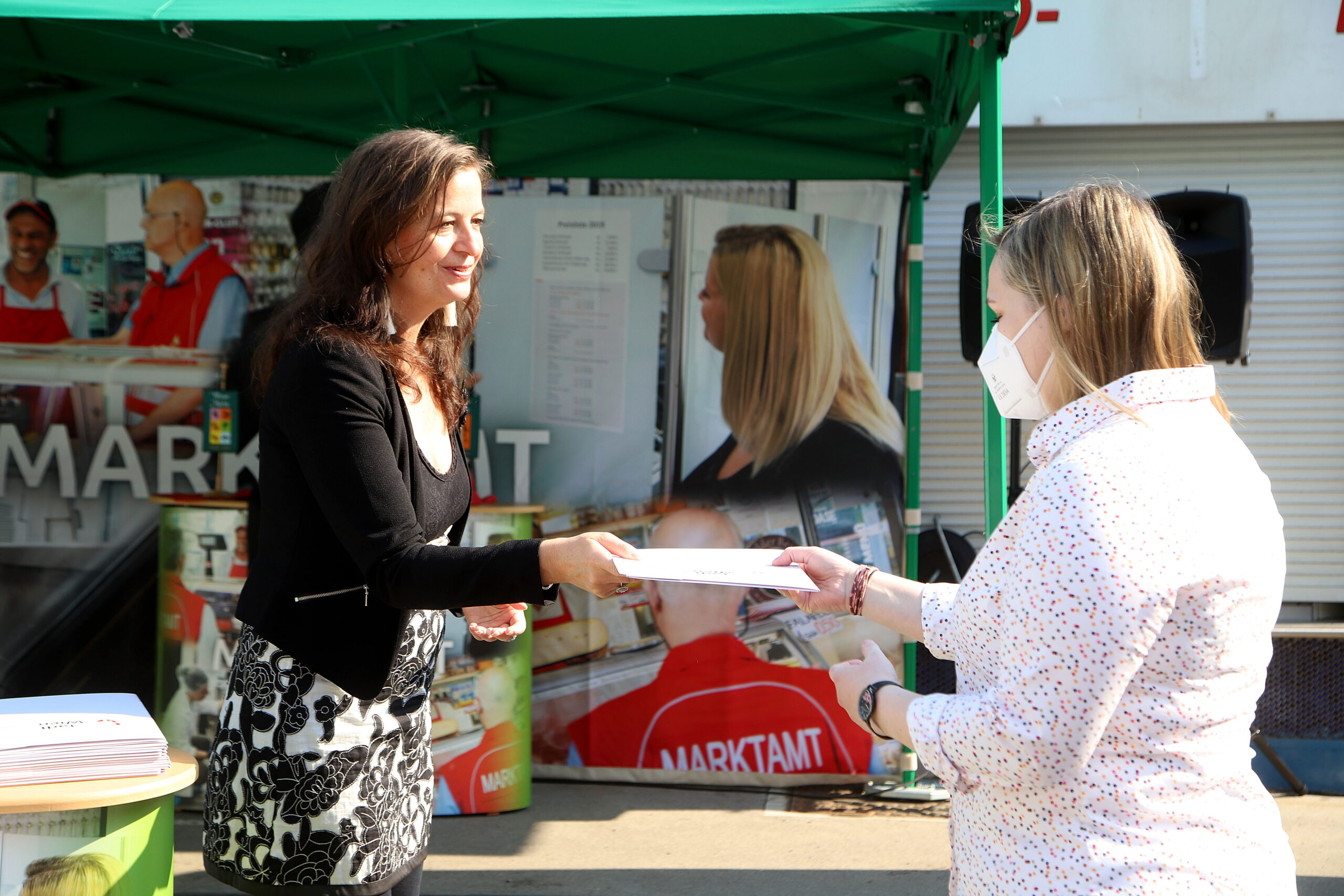 Neue Lebensmittelinspektor*innen für das Marktamt angelobt