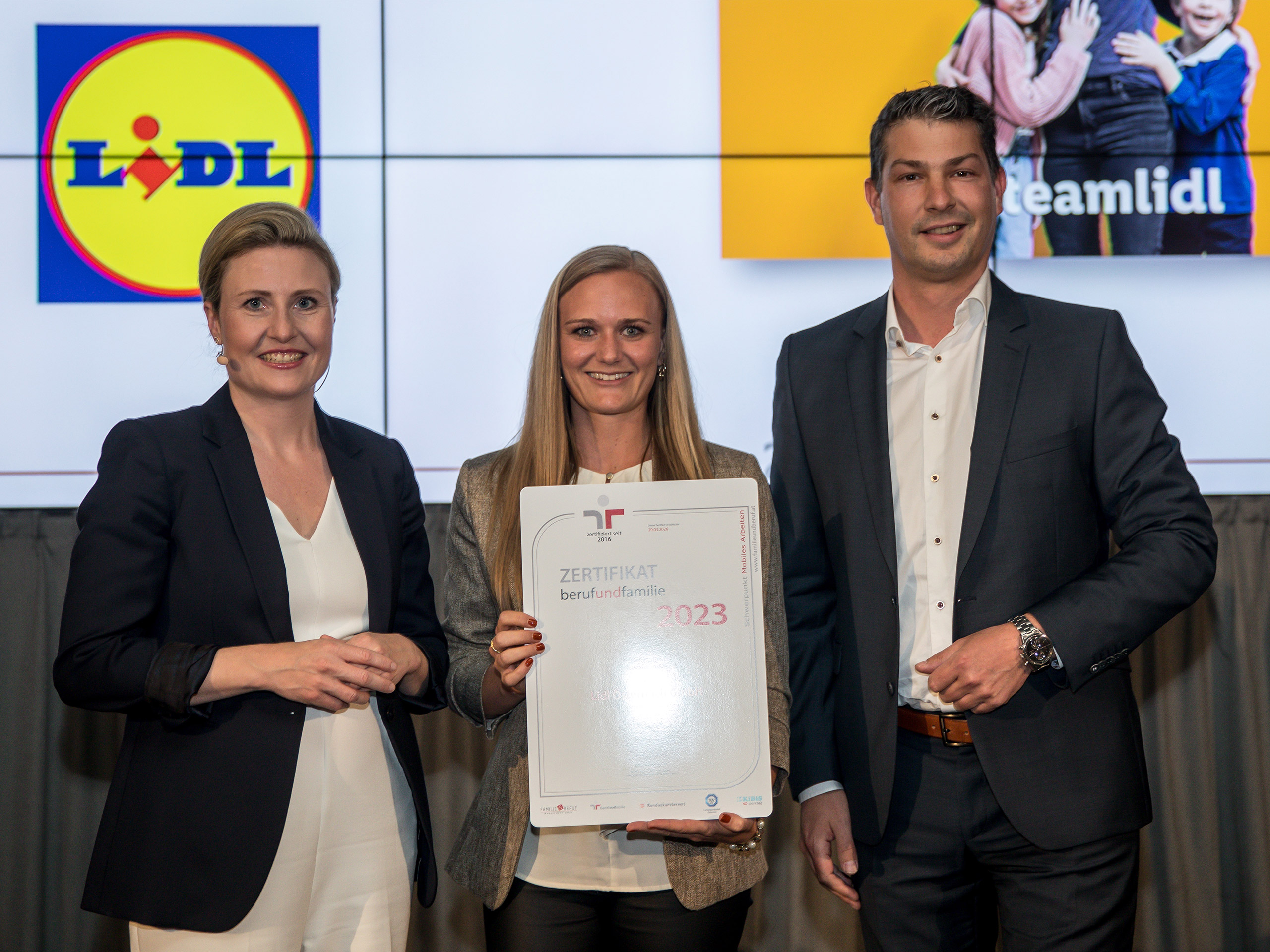Lidl Österreich einmal mehr als familienfreundlicher Arbeitgeber ausgezeichnet