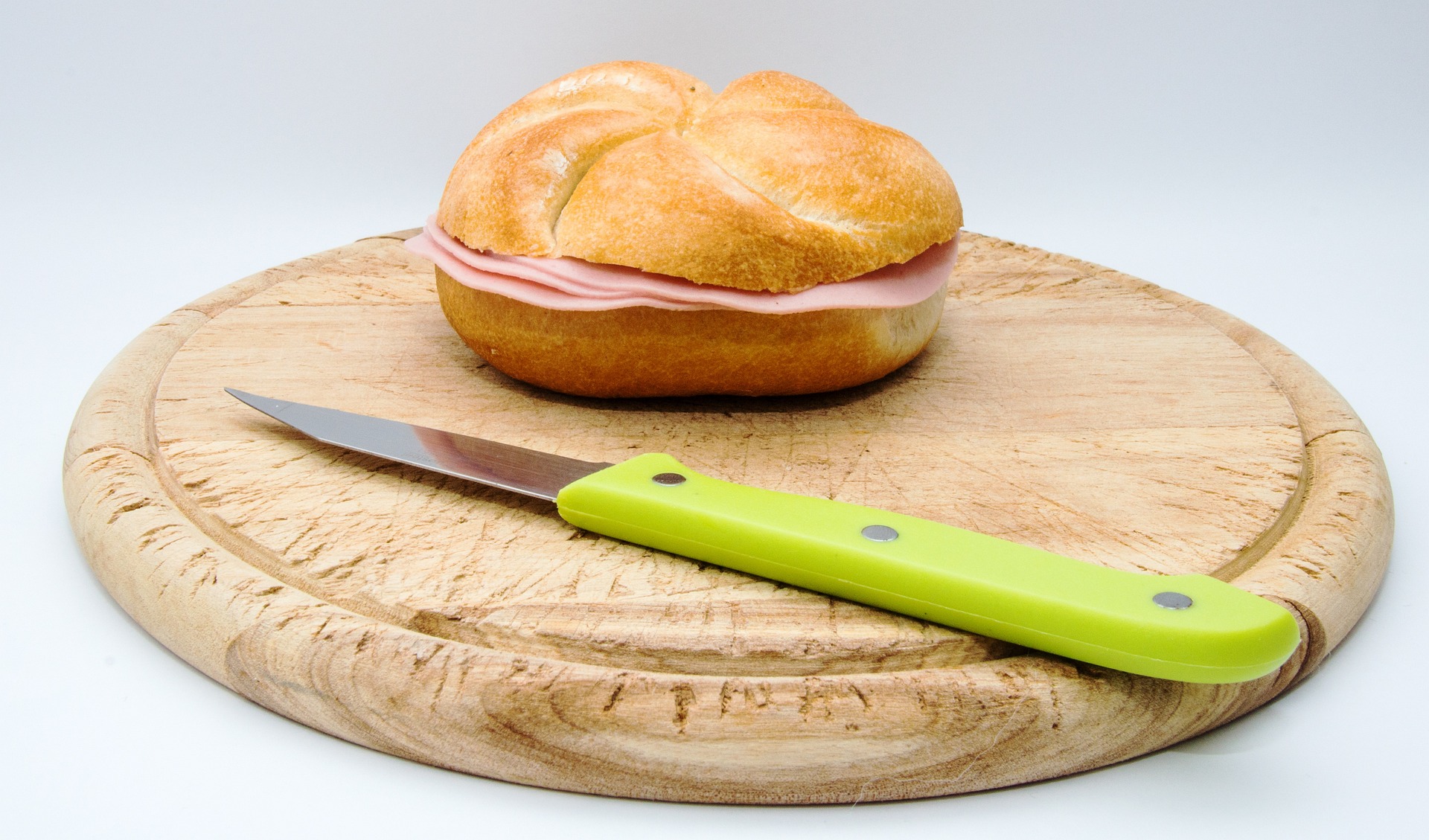 Mittags in Österreich: am liebsten ein Wurstsemmerl
