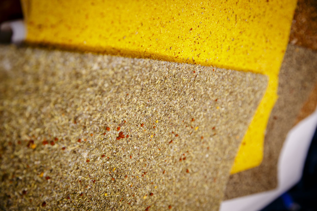 Geschmackvoll gecovert: Entdecken Sie die Welt der Wurstummantelung mit BECK FoodCover