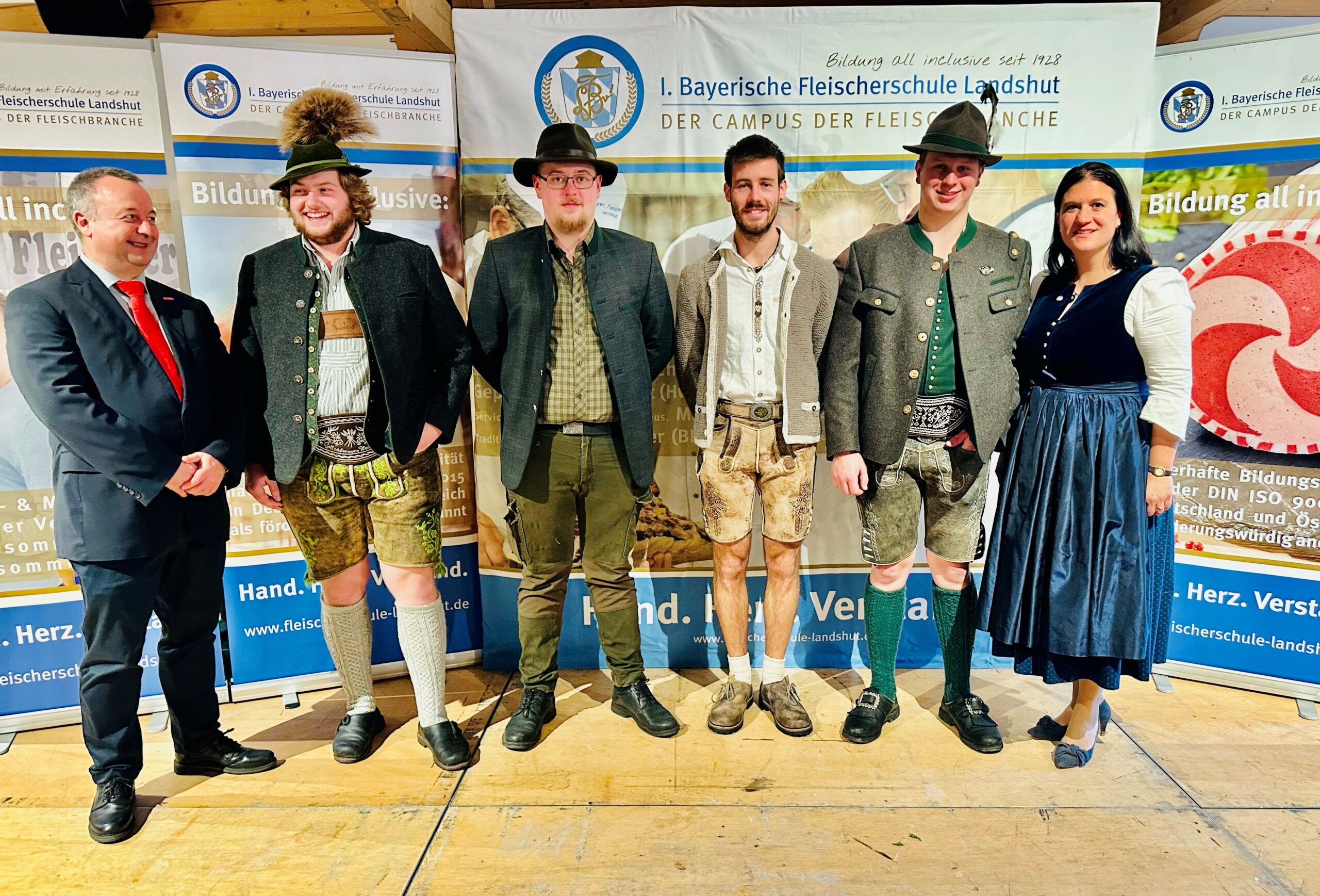 Die 1. Bayerische Fleischerschule Landshut verabschiedet ihre neuen Absolventen