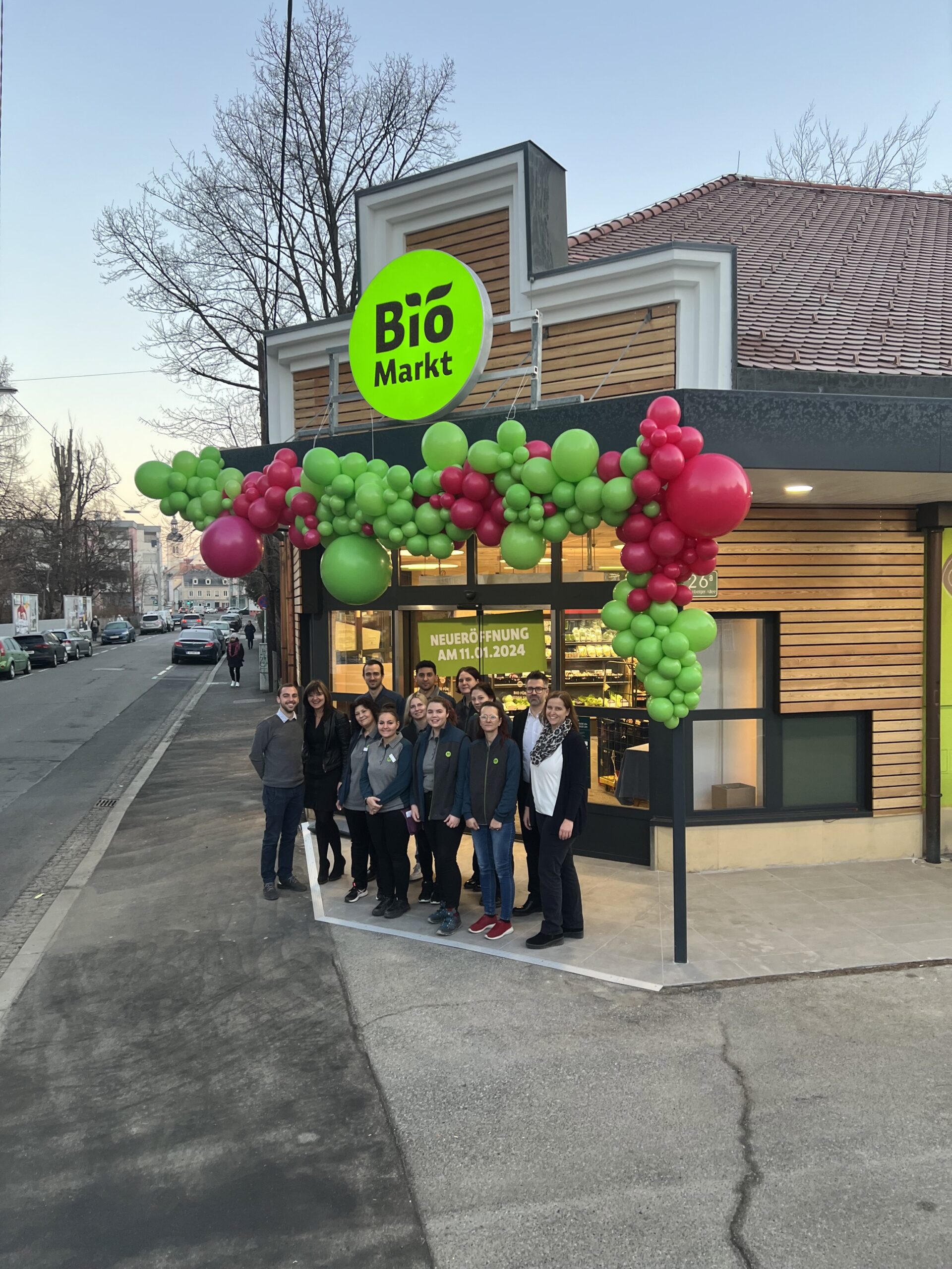 Denns BioMarkt eröffnet 3. Standort in Graz: Biovielfalt und Nachhaltigkeit im Fokus