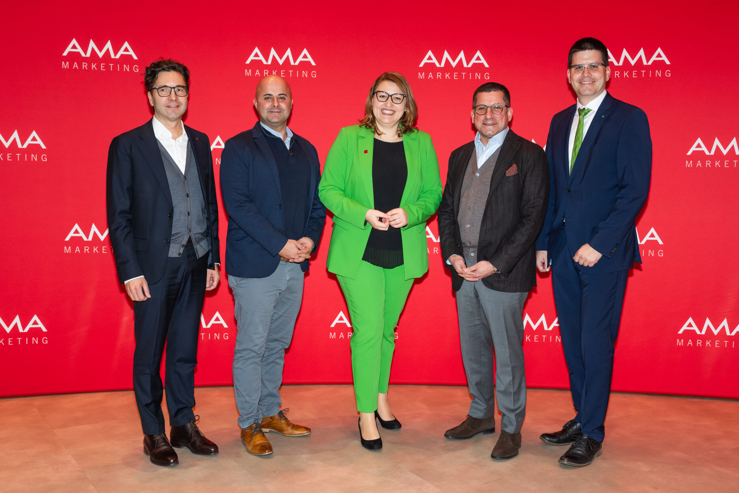 AMA-Marketing/ Meyer Markus Kaser (SPAR), Michael Kunz (Lidl), Christina Mutenthaler-Sipek (AMA-Marketing), Marcel Haraszti (REWE), Lorenz Mayr (Aufsichtsratsvorsitzender).