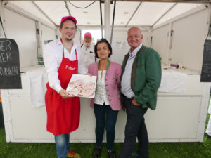 Köstlicher Beinschinken konnte bei Feinkost Fröhlich verkostet werden. © Beigestellt