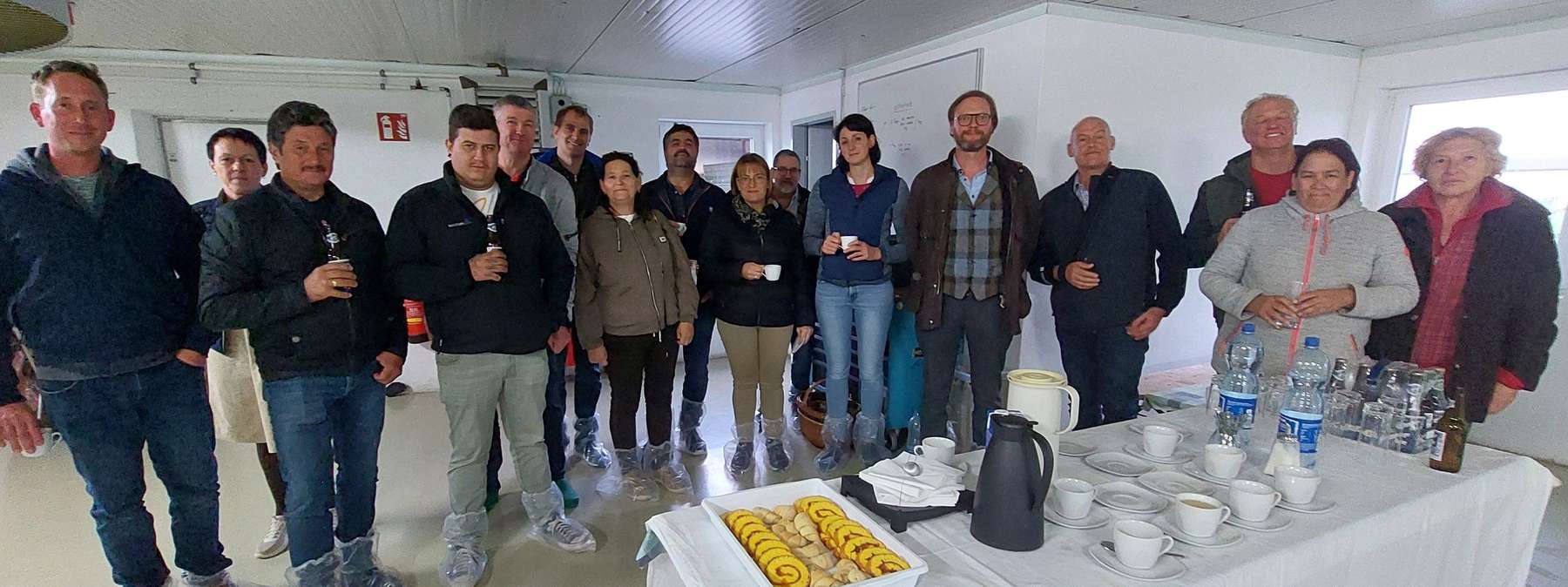 Von Daniela und Heinz Schlögl wurden die Gäste aus Kärnten richtig verwöhnt. © LK Kärnten/GerdaWeber